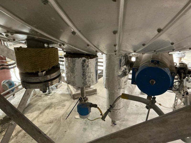 2019 FIB Reactor feed buffer vessel