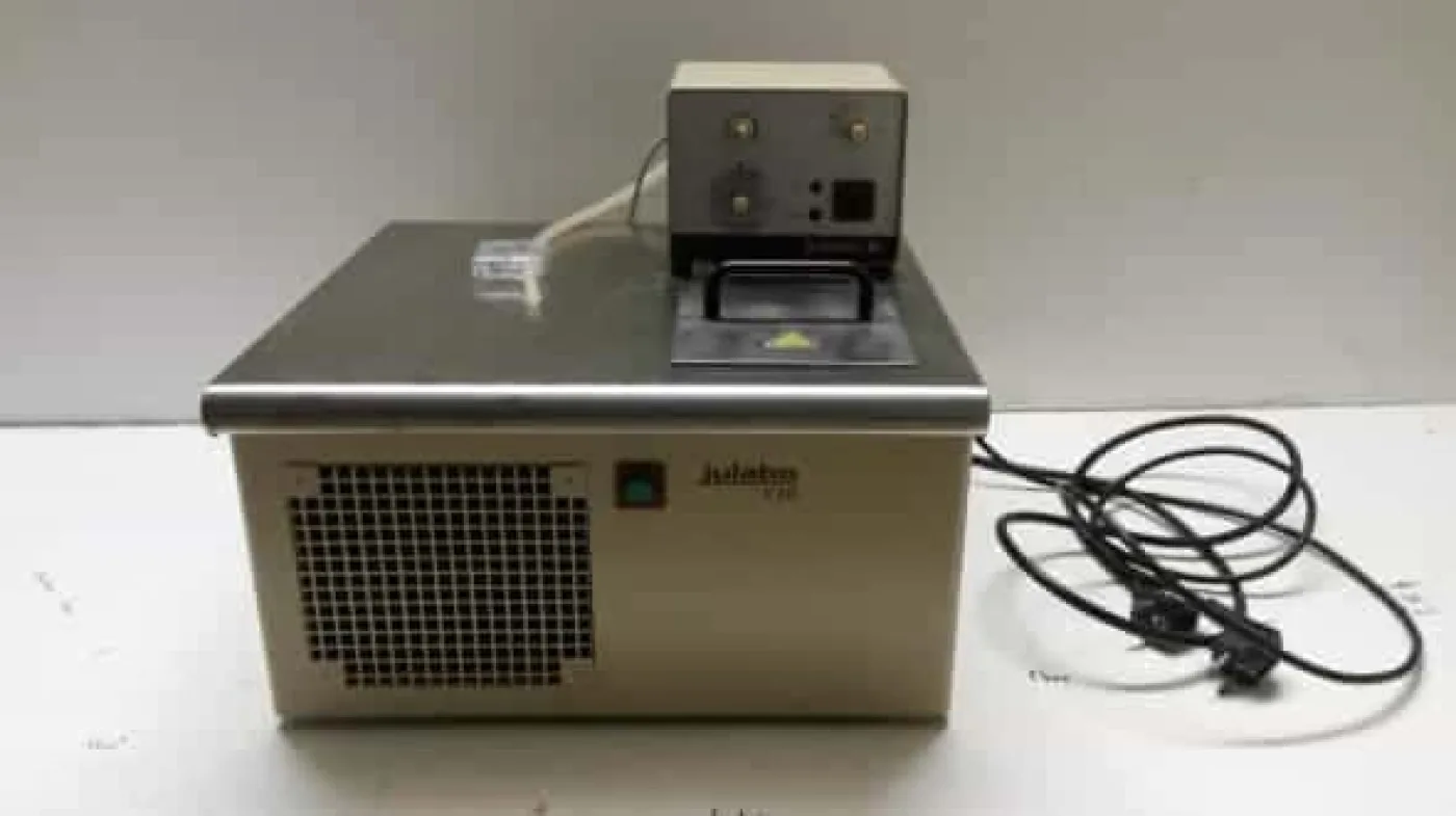 Julabo F20 Koelwaterbad met thermostaat en circulatie - 1
