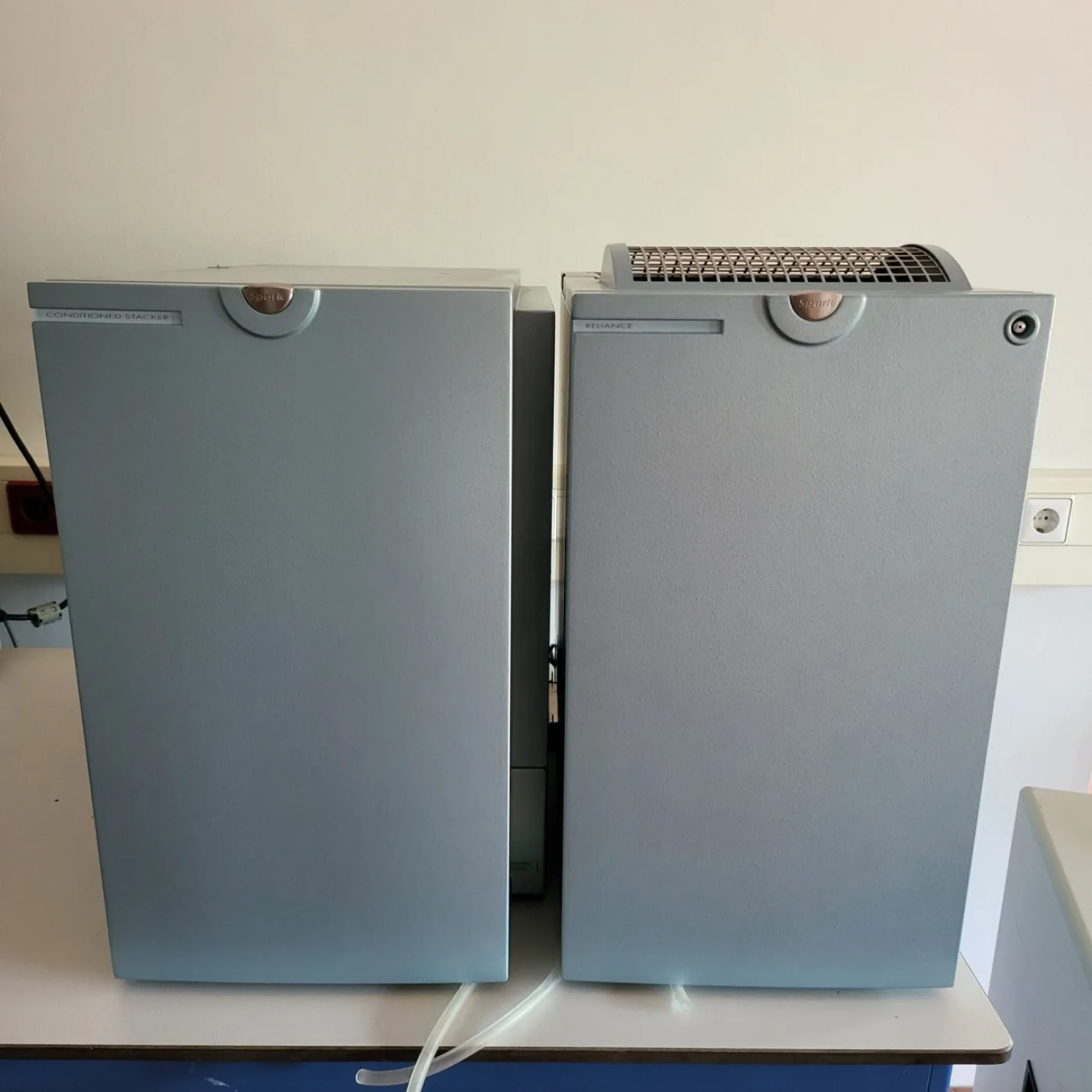 1868.1 - Used Spark Symbiosis on-line SPE autosampler with conditioned stacker - 1