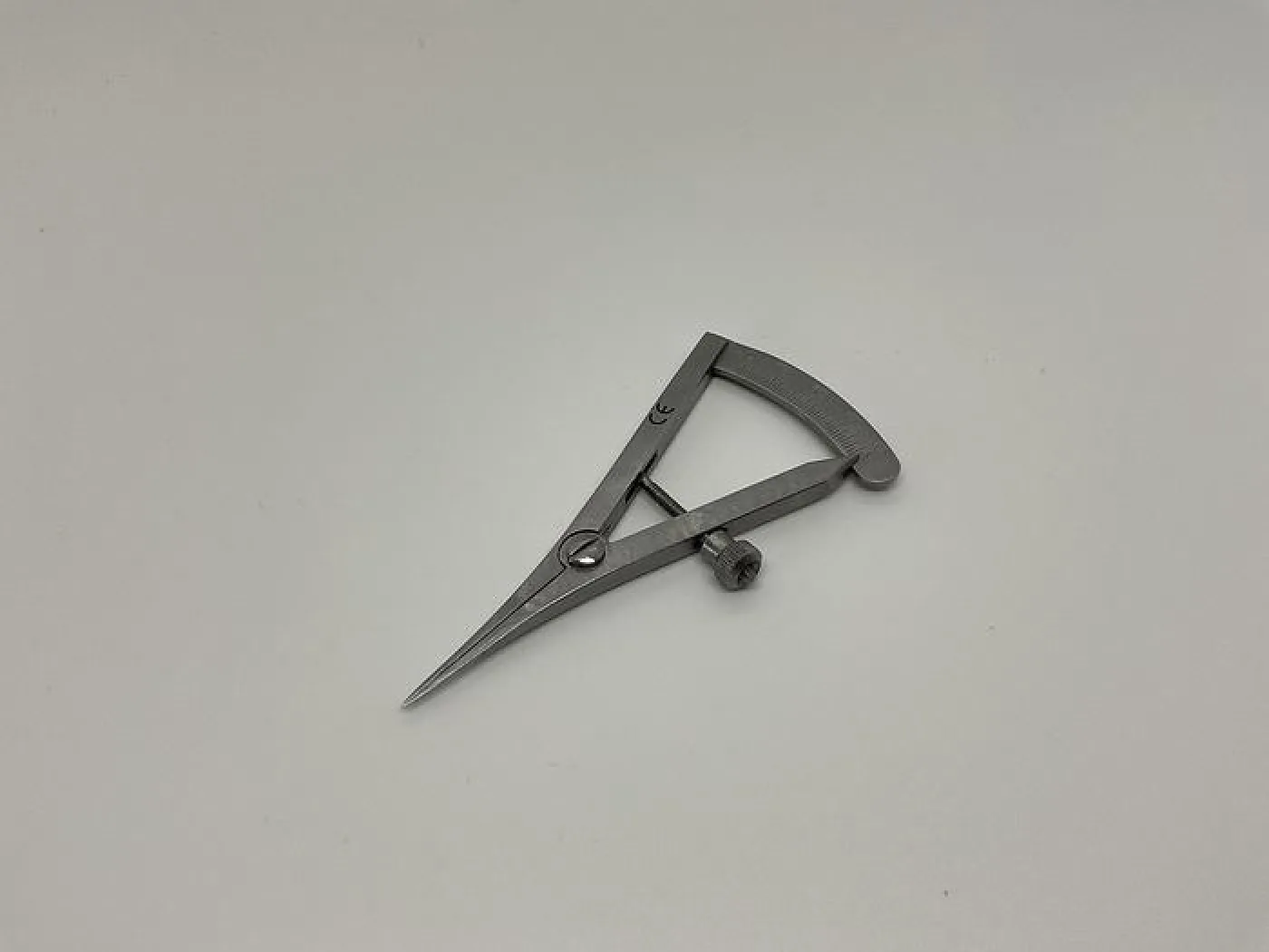 GB Medical Caliper Castroviejo 0 to 20mm - 1