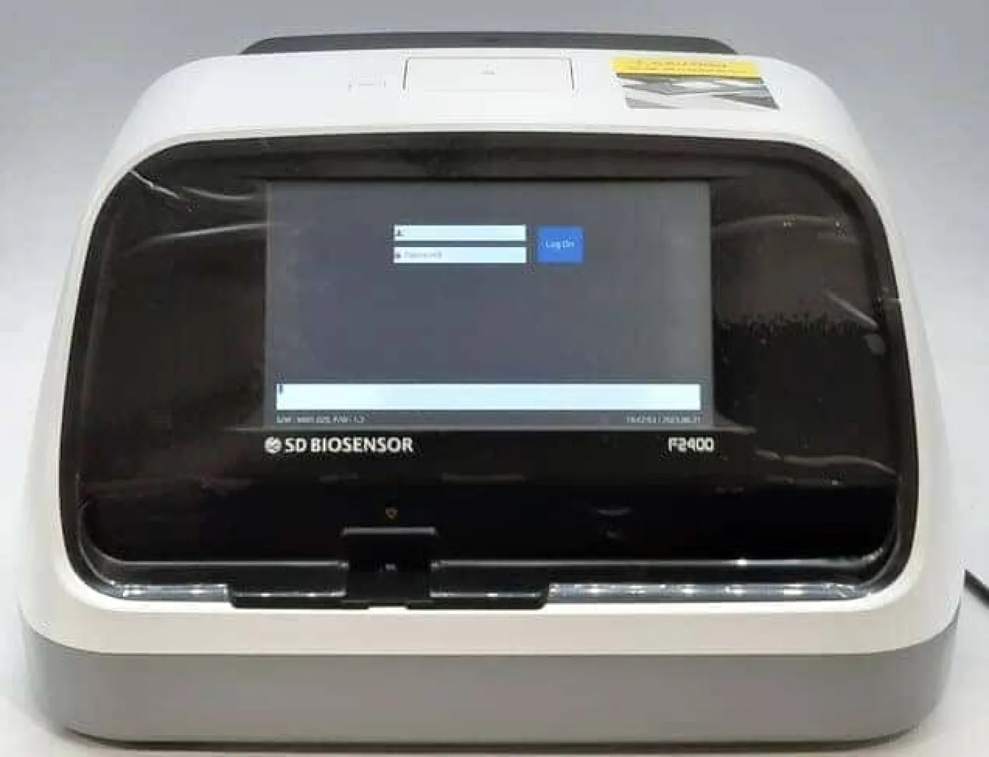 SD Biosensor F2400 analyser - 1