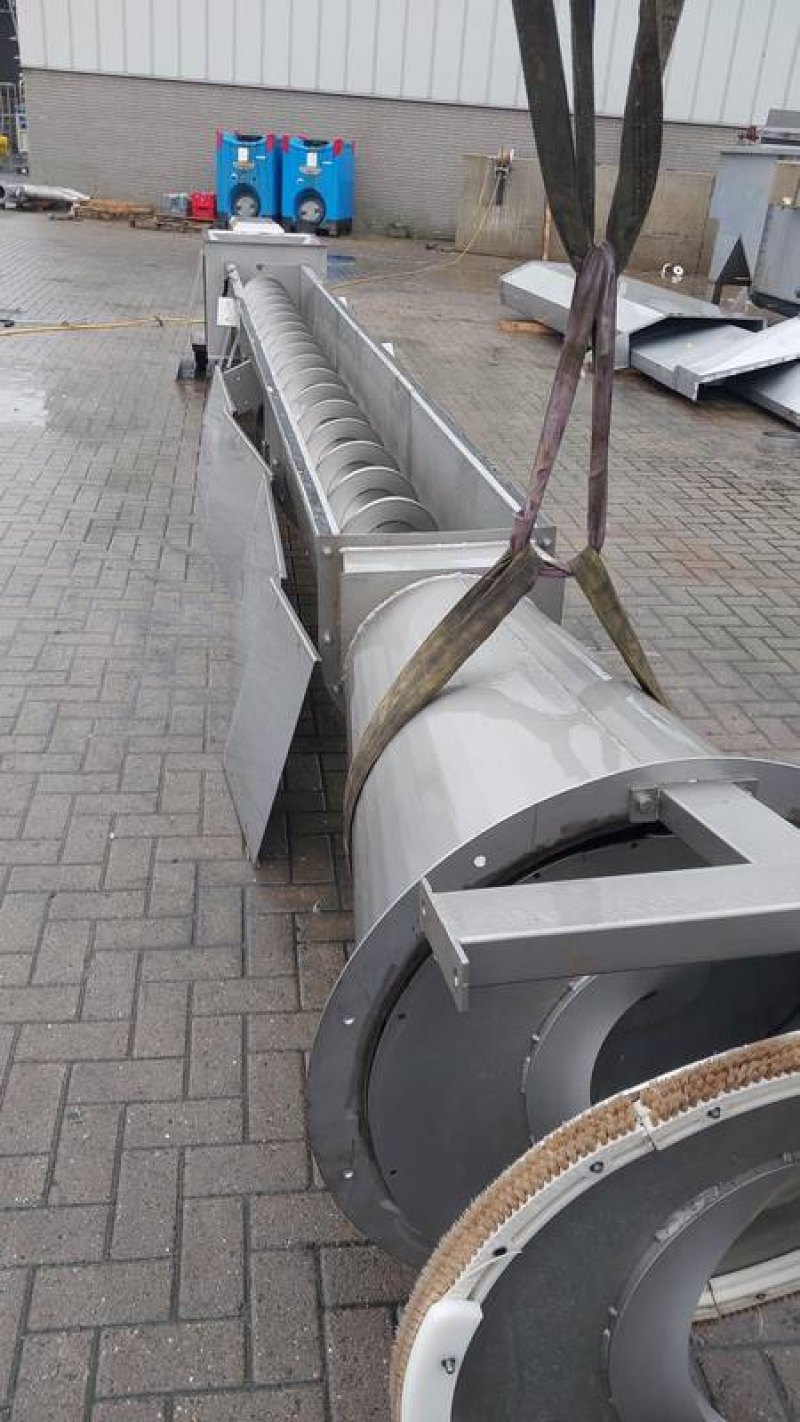 Screw Separator and Conveyor for feathers