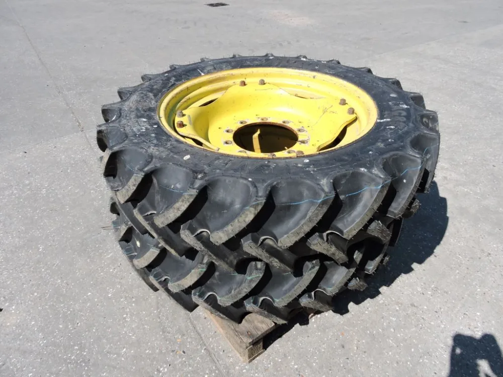 Miscellaneous - ROWCROP 320/85R32