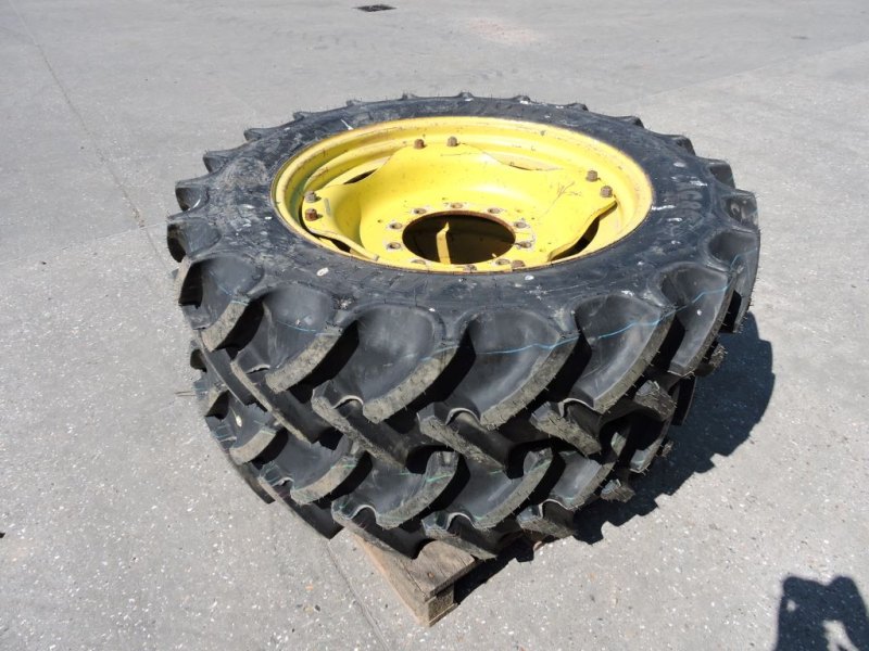 Miscellaneous - ROWCROP 320/85R32