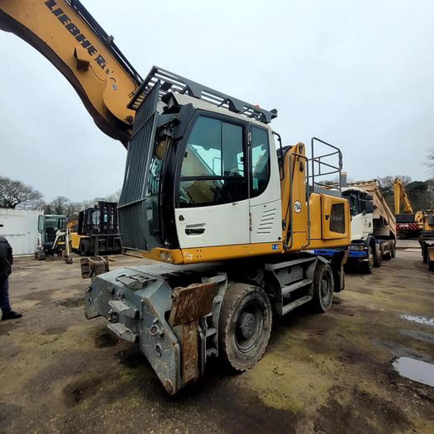 2014 Liebherr LH24 Waste Material Handler - 5