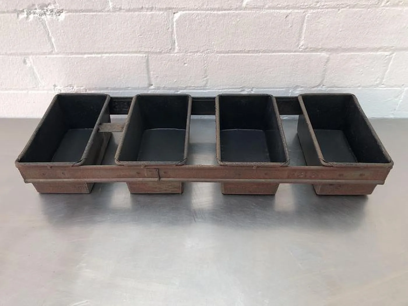 400g Strap of 4 Bread Tins - 1