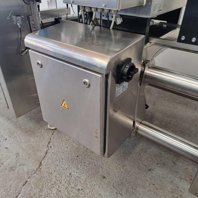 Multivac 1310 Metal Detector