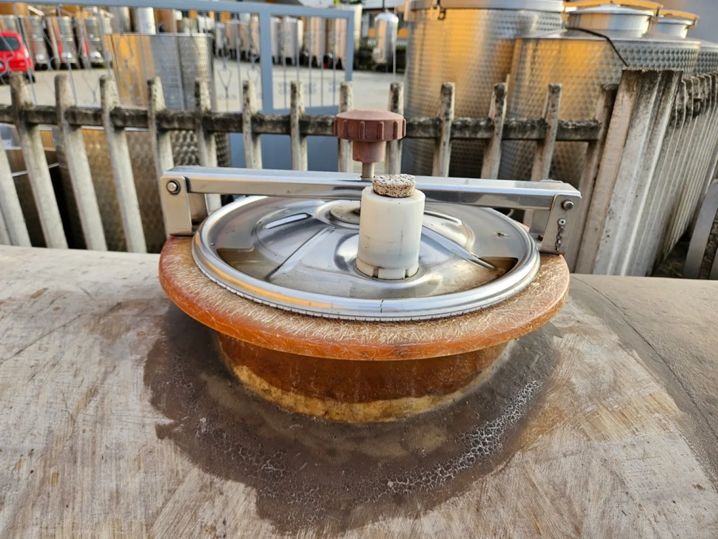 FIBERGLASS TANK FOR CARRIAGE FIRM CMP, CAPACITY LITERS 3000 ABOUT, SECOND-HAND EQUIPMENT - 5