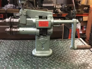 EDWARDS Hand Swager 180mm - WNS - W. Neal Services Ltd
