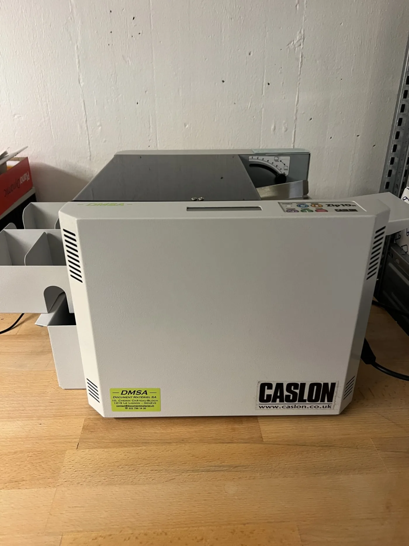CASLON ZIP-10M - 2