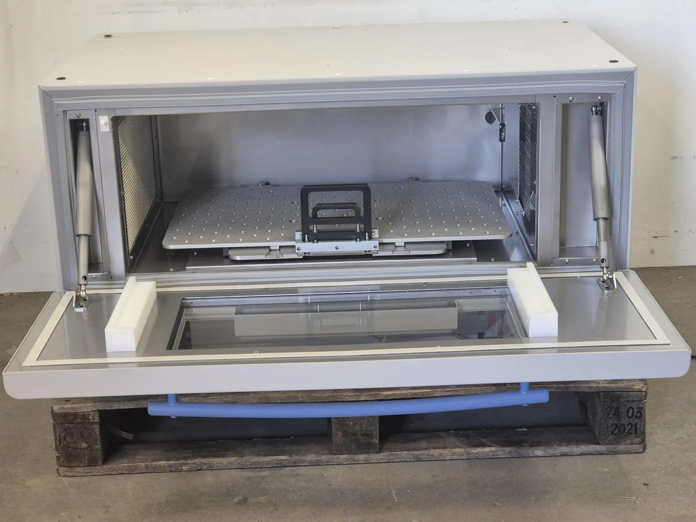 Thermo Fisher Scientific MaxQ SHKE8000 Shaker - 3