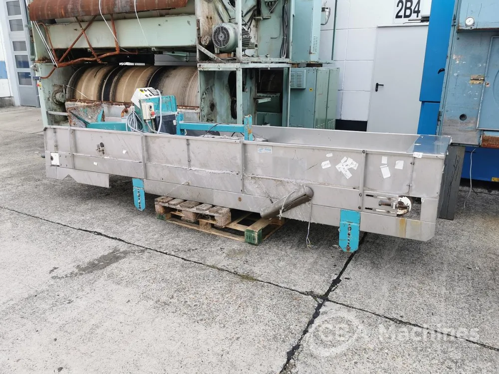 1995 Lavatec Loading conveyor 25kg (809)