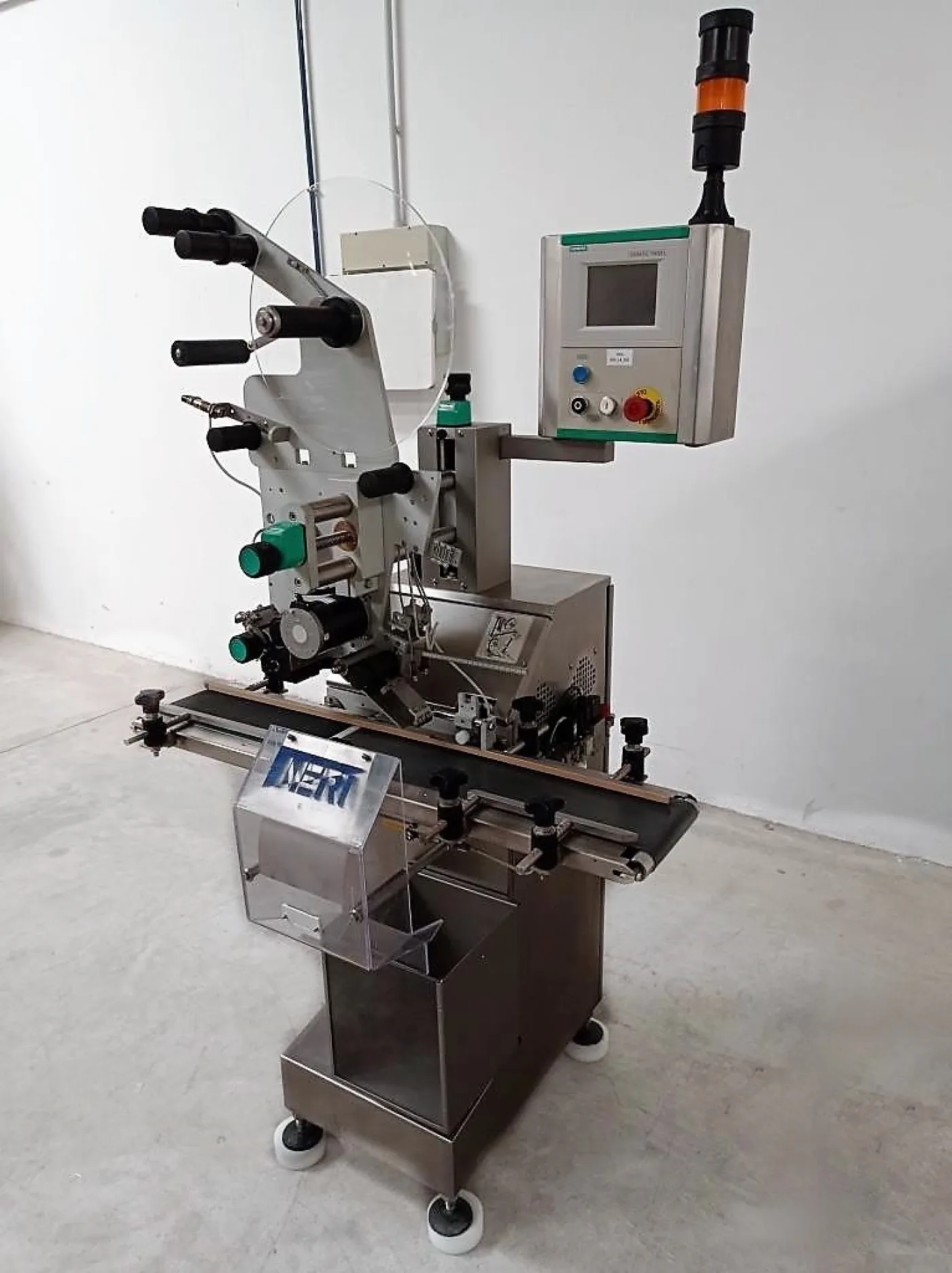 ETICHETTATRICE – NERI – MOD. SL 300 V - 4