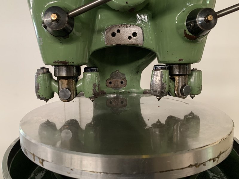 MACHINE A POLIR PLAN “TECHNICA” TYPE 1600