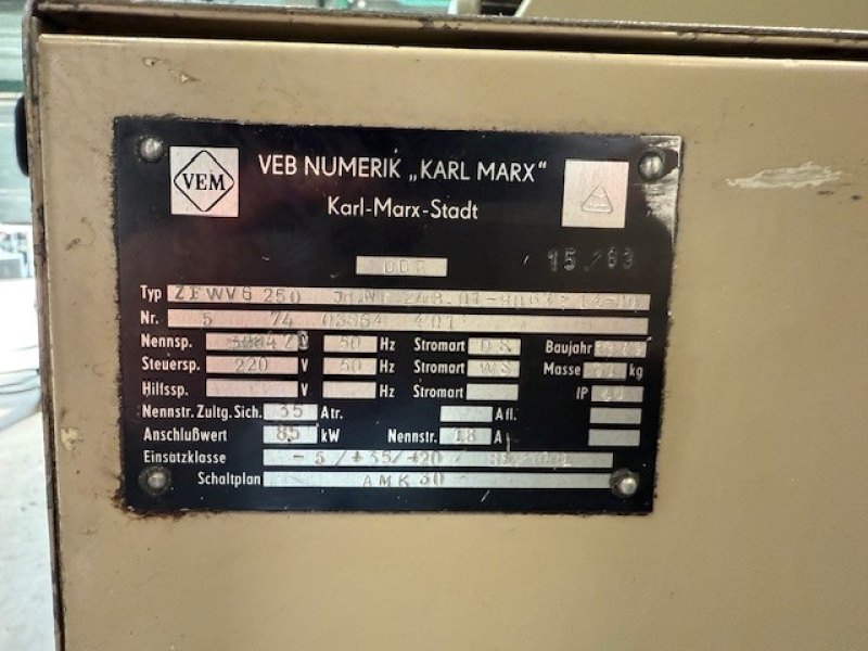 Thread Milling Machine – HECKERT ZFWVG 250×2000