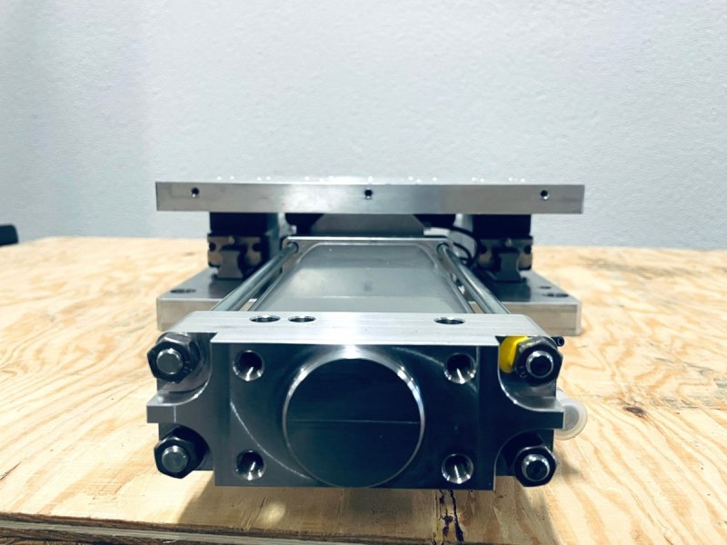 Tünkers Pneumatische Lineareinheit LE 100-200 VRL SB T02