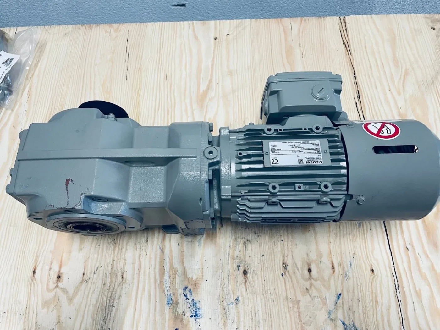 Siemens Getriebemotor KADS69-LE80MD4E-L4NH - 3