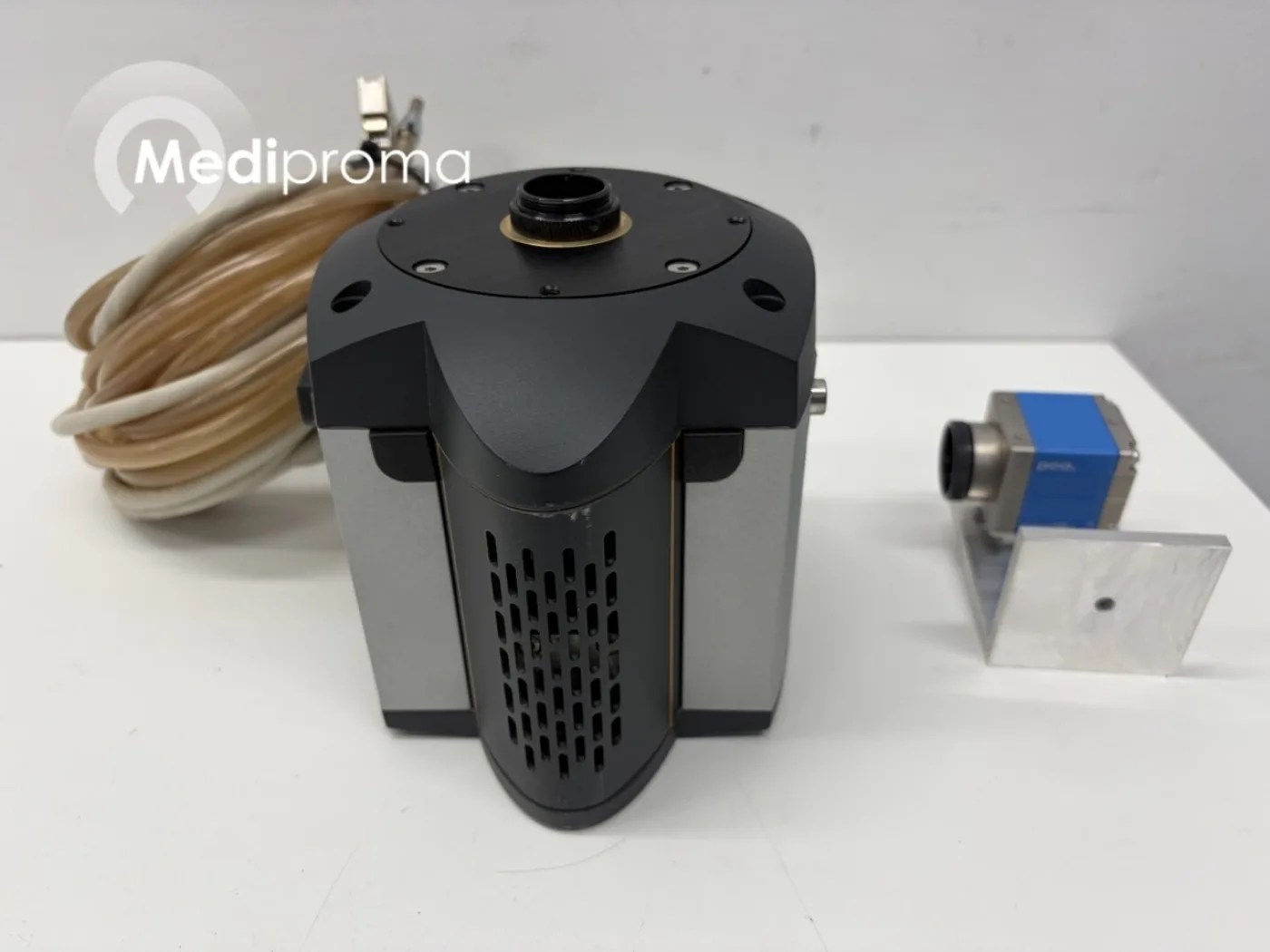 Andor iXon3 EMCCD Camera - 1