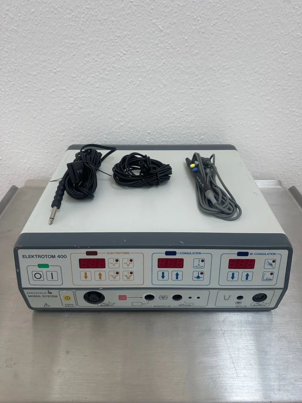 Berchthold Elektrotom 400 HF-Chirurgiegerät
