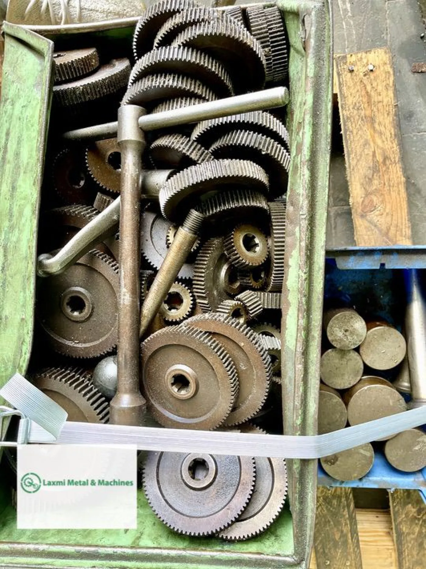 FORAGE D'ENGRENAGES, DEMM - SRI 180 - Laxmi Metal & Machines, Rohtak - 3