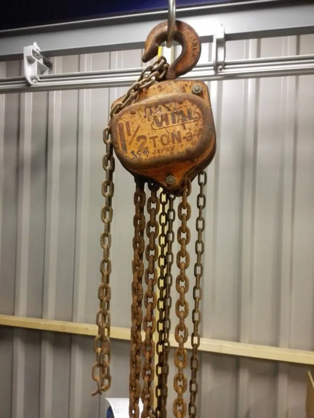 Manual hoist