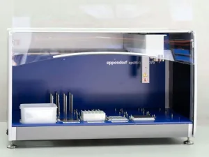 Eppendorf EpMotion 5075 Pipetteer Robot