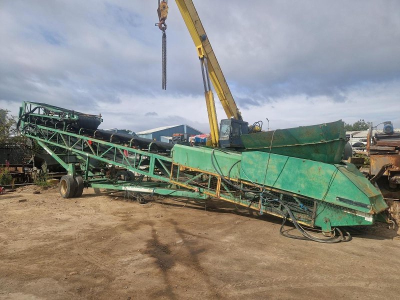 2011 McCloskey ST80 Mobile Stockpiling Conveyor