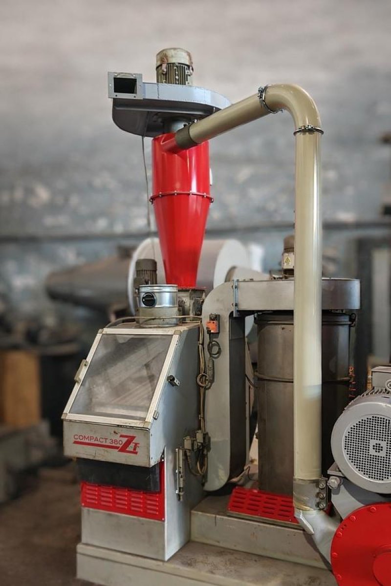 MG 380 VT Cable Granulator