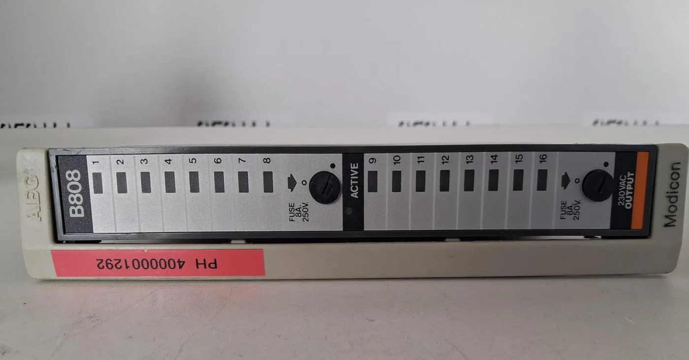Modicon AS-B820-016 Digital Output Module - 2