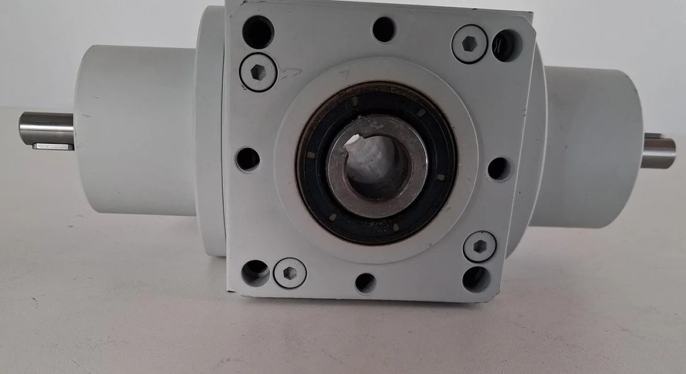 Vogel H100 Winkelgetriebe BA80 i=6,0 Industriegetriebe - 2