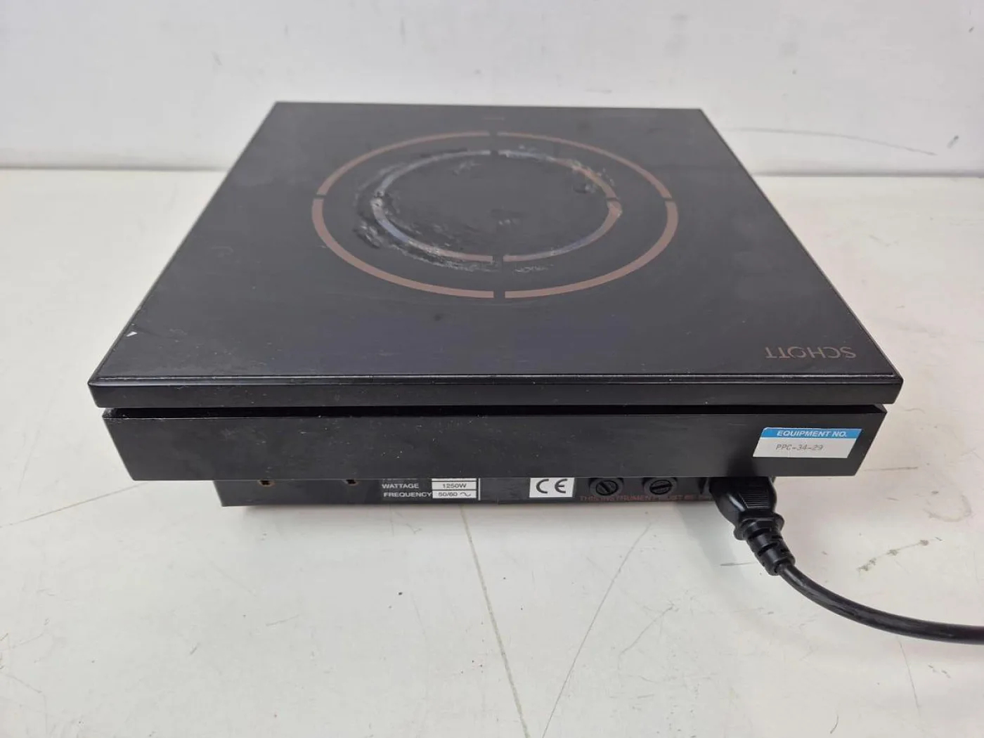 Schott Halogen HT2 Stirrer Hotplate - 1