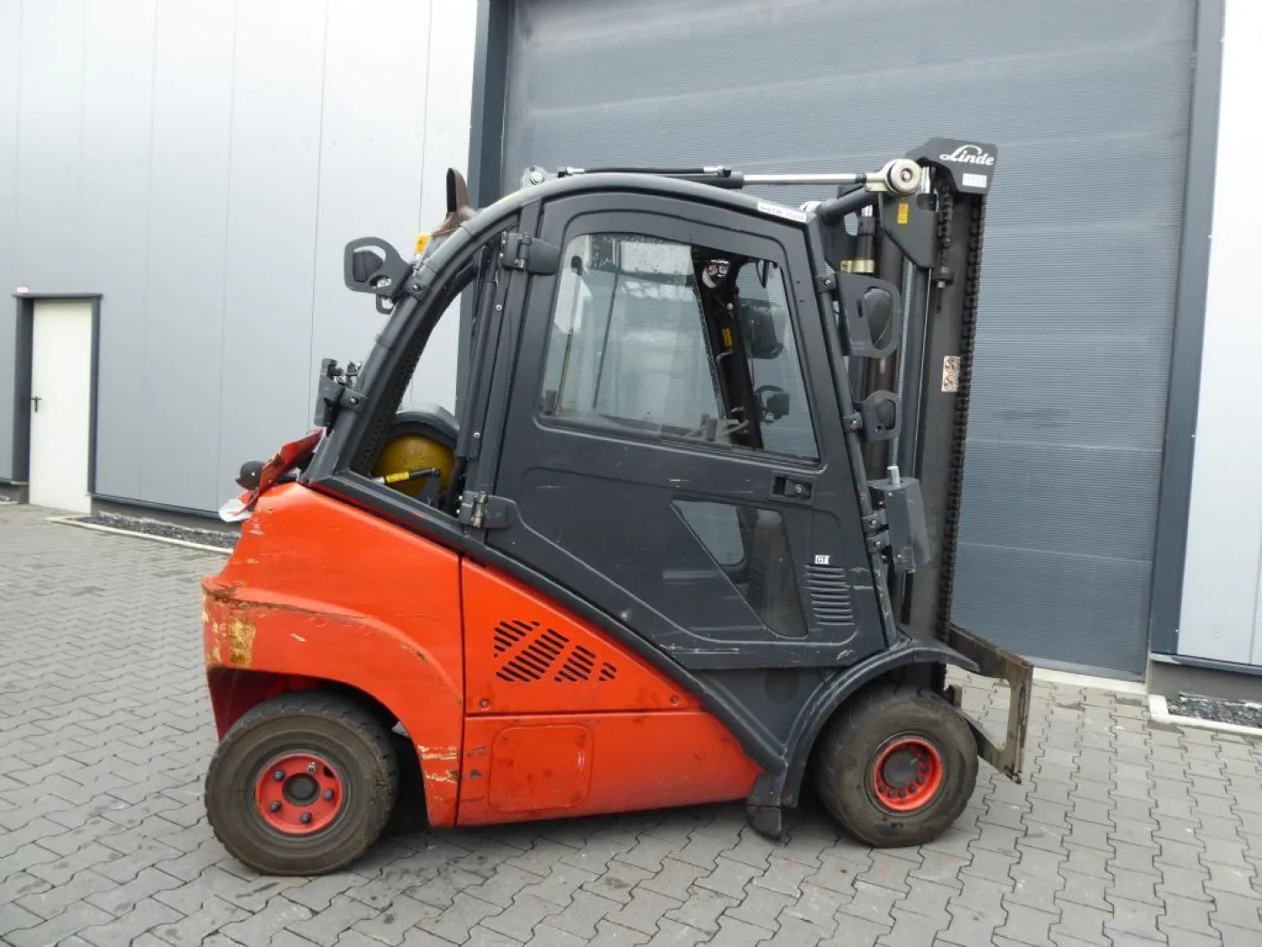 Linde H25T-02 - 8