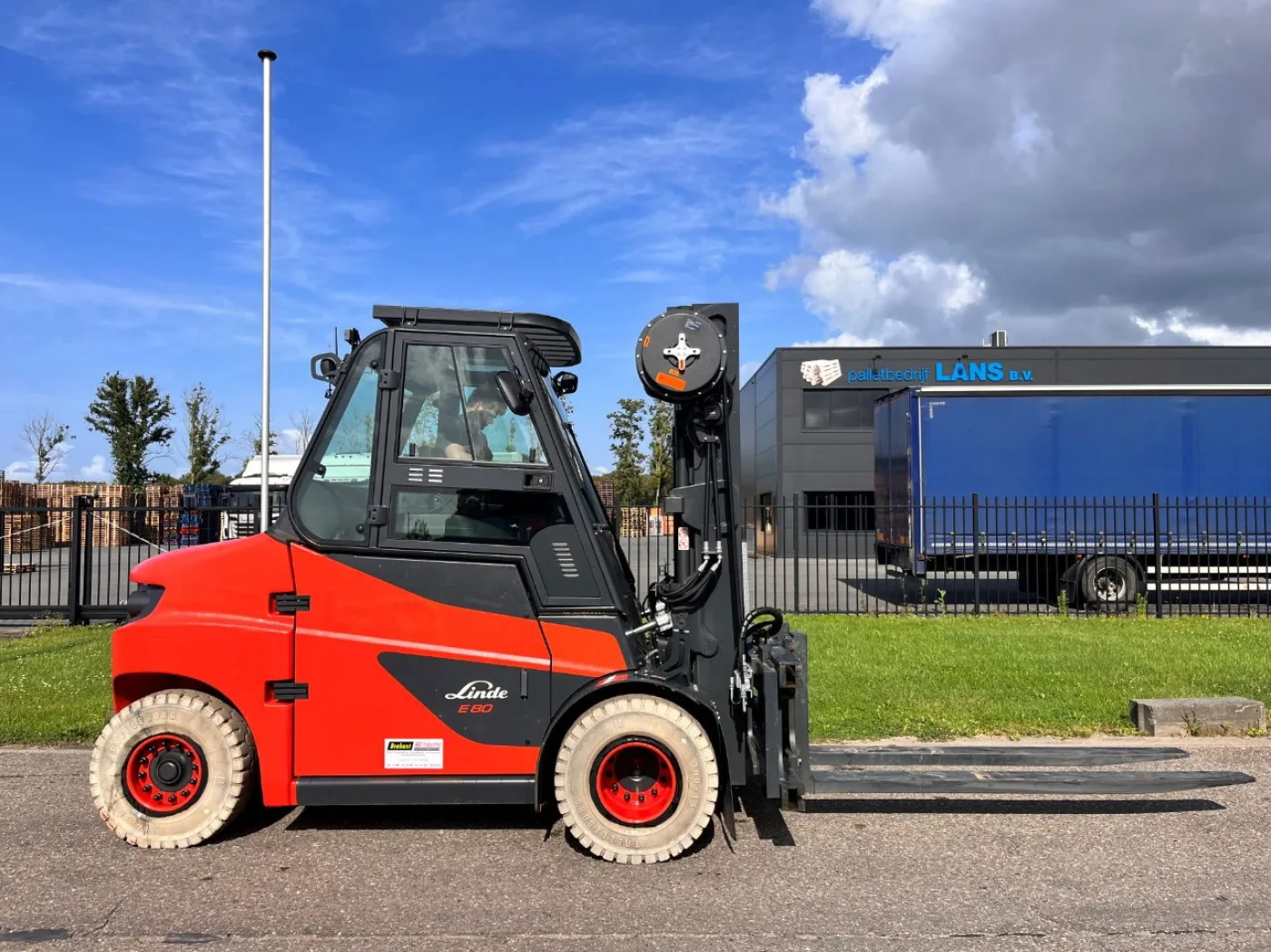 Linde E80-01/900 - 2