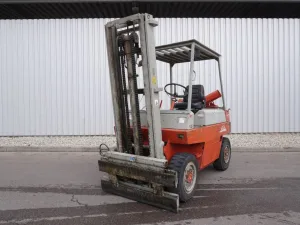 Frontstapler Linde H 35 T 317 (1975)