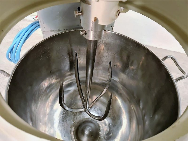 MESCOLATORE IMPASTATRICE PLANETARIA