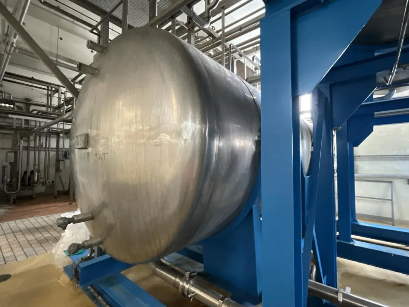 1976 Villanova Villanova 15000 Litre Stainless Steel Horizontal Syrup Storage Tank - S - 5