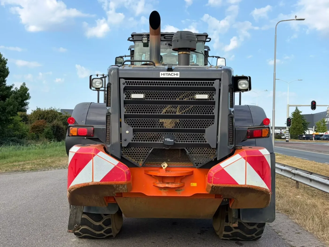 Hitachi ZW310-6 - 4