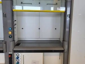 1952 - Used S+B Fumehood (120cm)