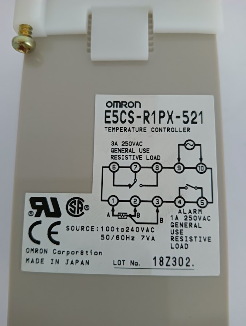 Omron Temperaturregler E5CS-R1PX-521