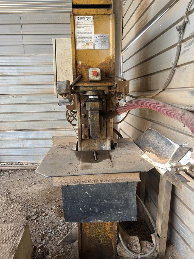 1998 Hydrotek K 240
