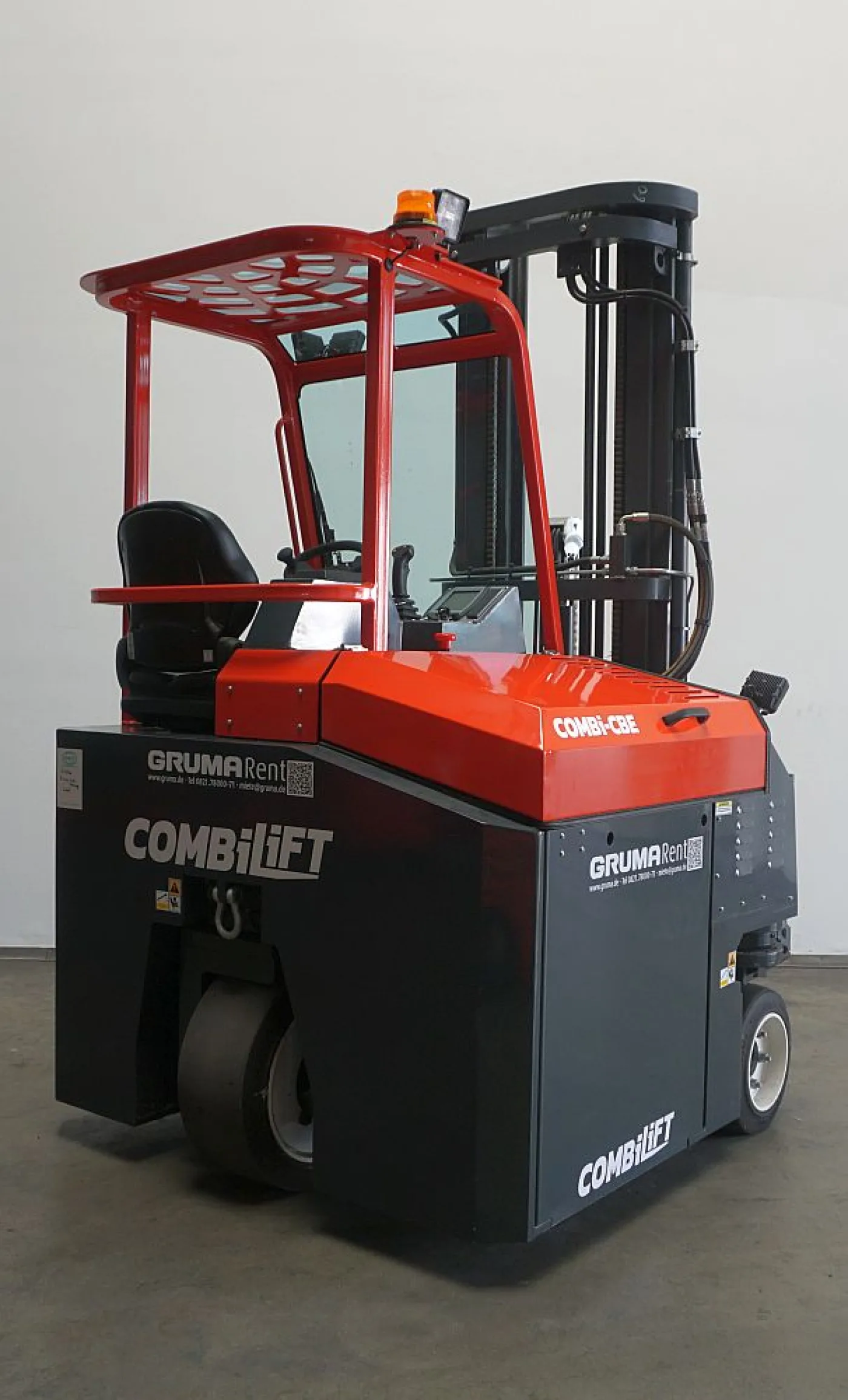 4-Wegestapler Combilift CBE3000 (2022) - 2