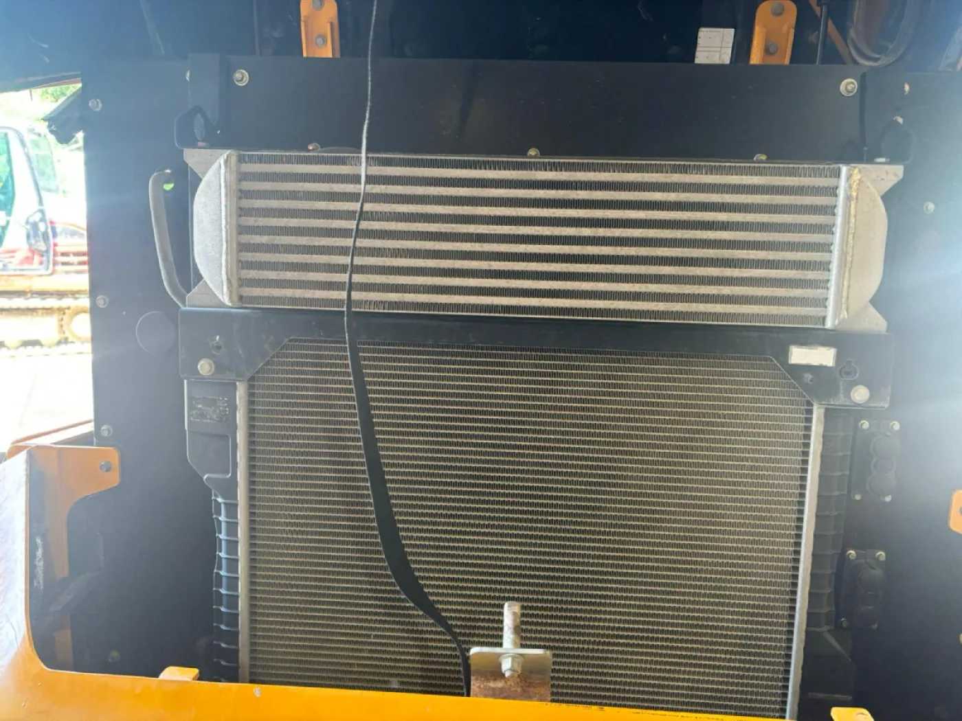 JCB - 6 ST - 4