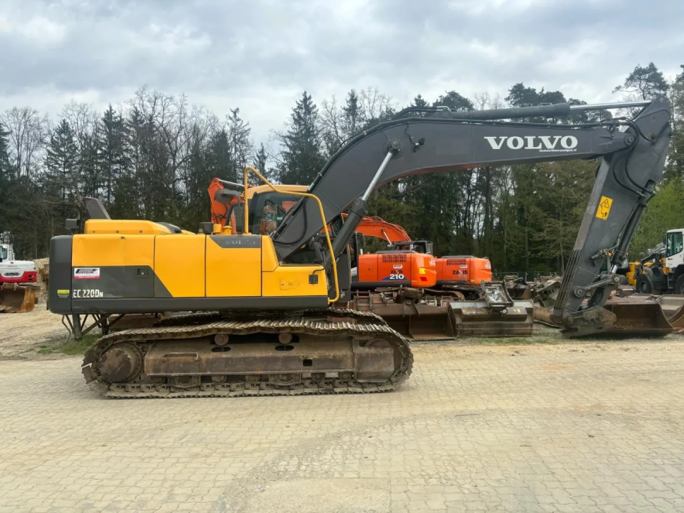 Volvo - EC 220 DN - 5