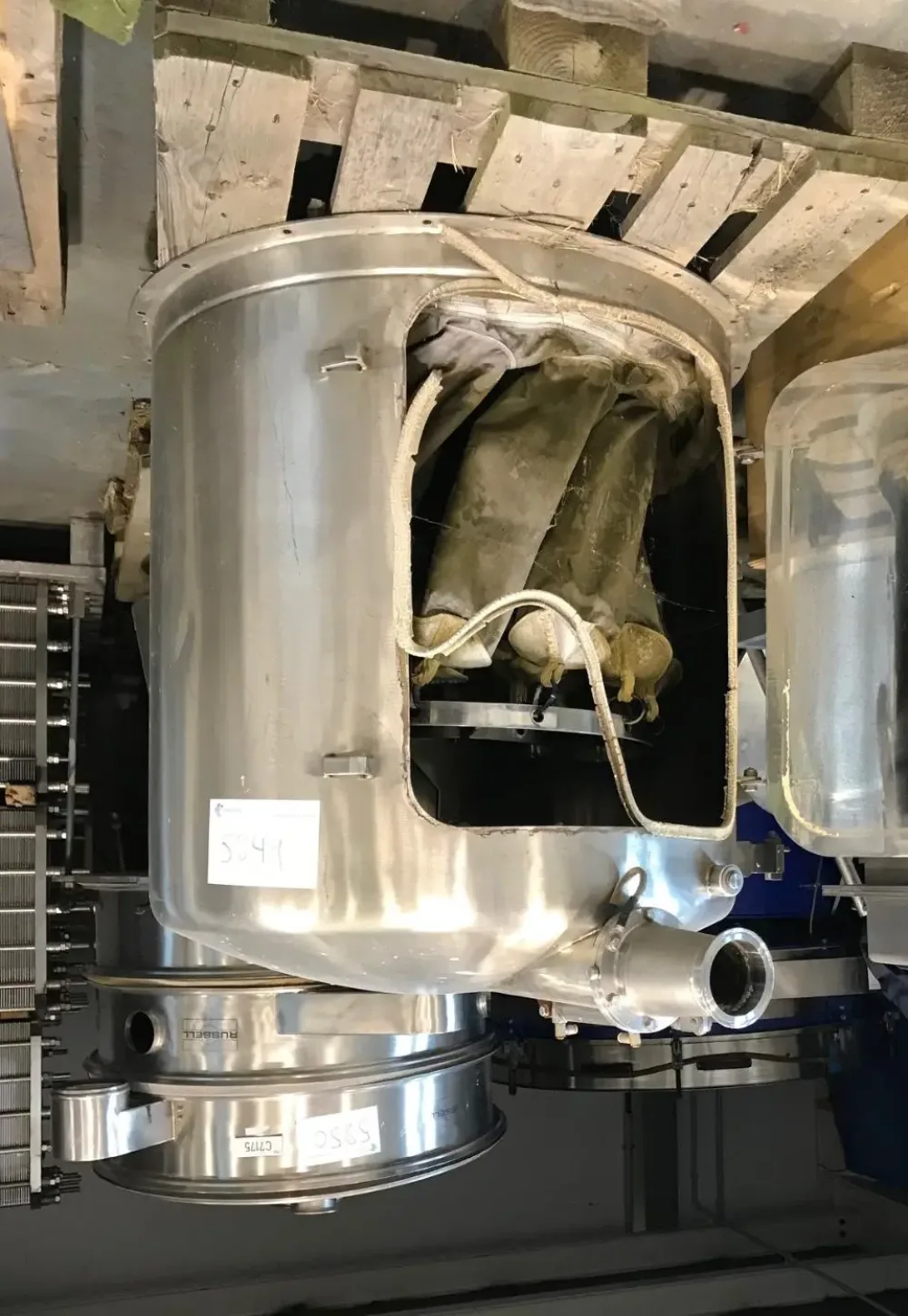 USED STAINLESS STEEL BAG FILTER