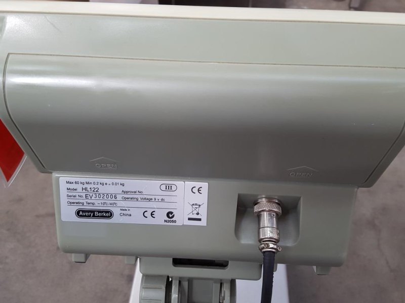 BILANCIA ELETTRONICA COMPATTA AVERY BERKEL – MOD. HL122