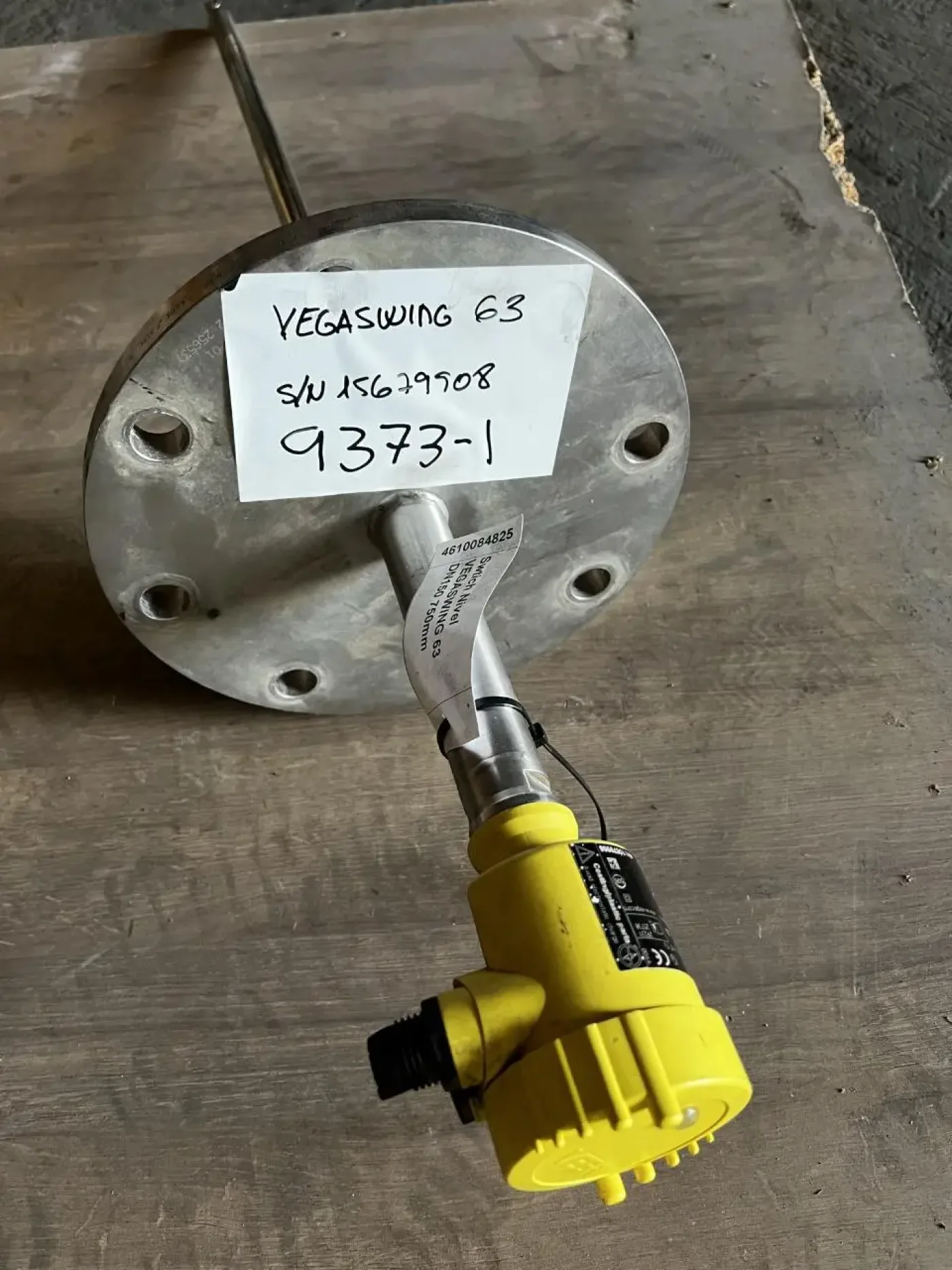 LEVEL INDICATORS C9373 - 4