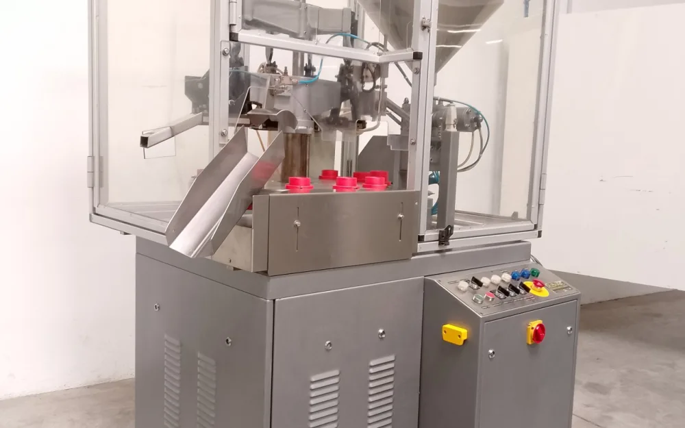 INTUBETTATRICE PER TUBETTI IN PLASTICA – SELEMATIC (COD. PH-PR-INT-30) *