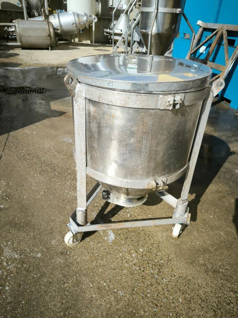 145 LITER STAINLESS STEEL TANK