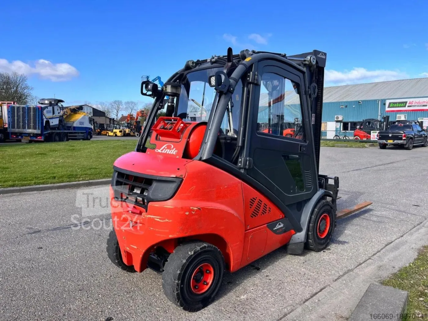 Linde H30T-02 - 5