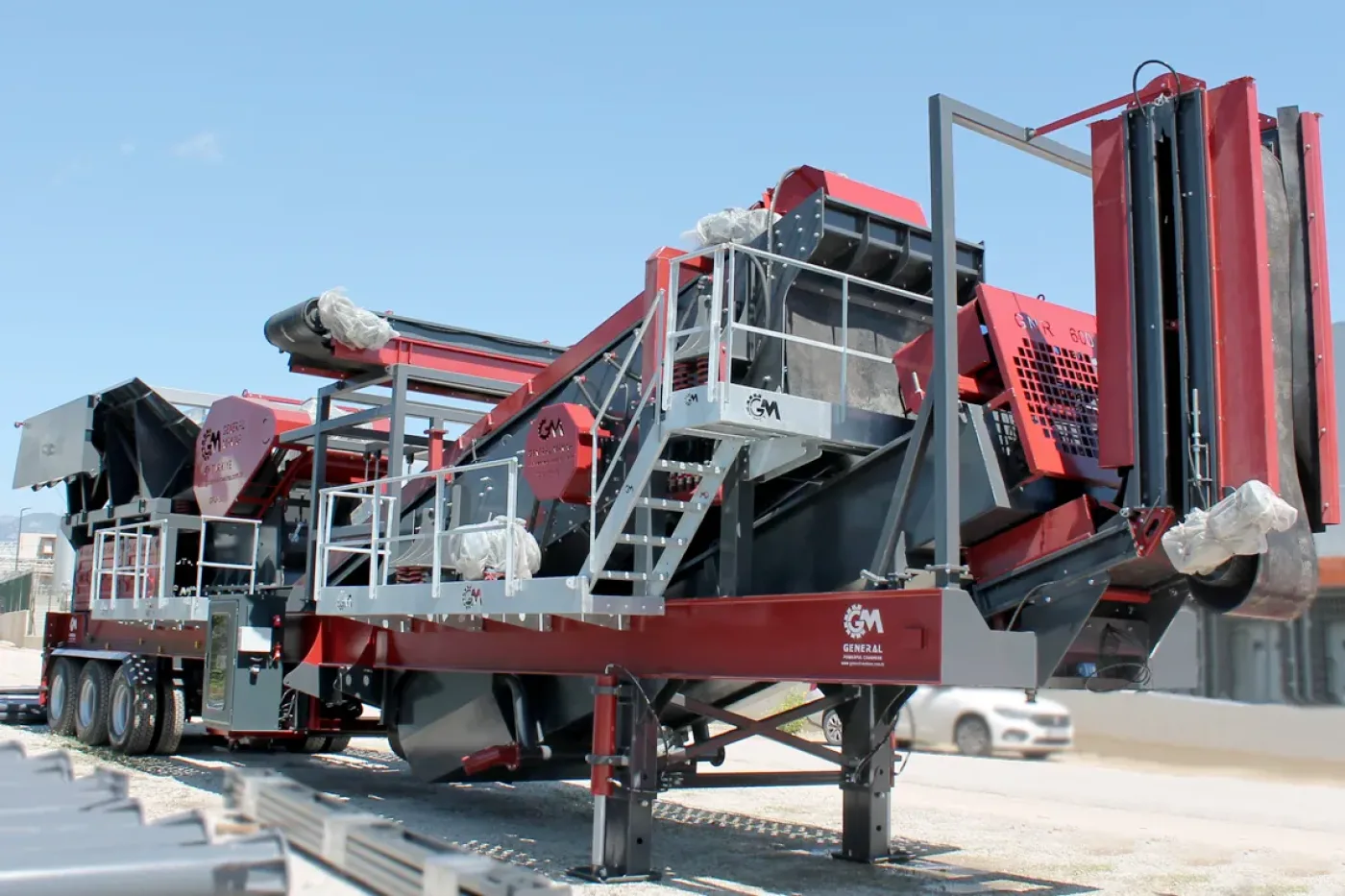 Mobil 90 — Jaw Crushing, Washing & Screening Plant - 2